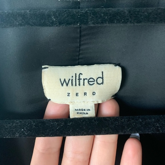 Aritzia boy friend blazer - Picture 2 of 4